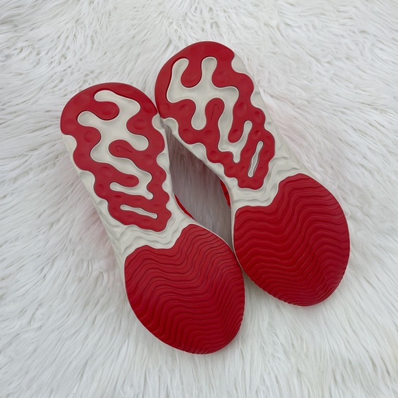 Mens Nike React Phantom Run Flyknit 2 Red Sneakers - Picture 6 of 7